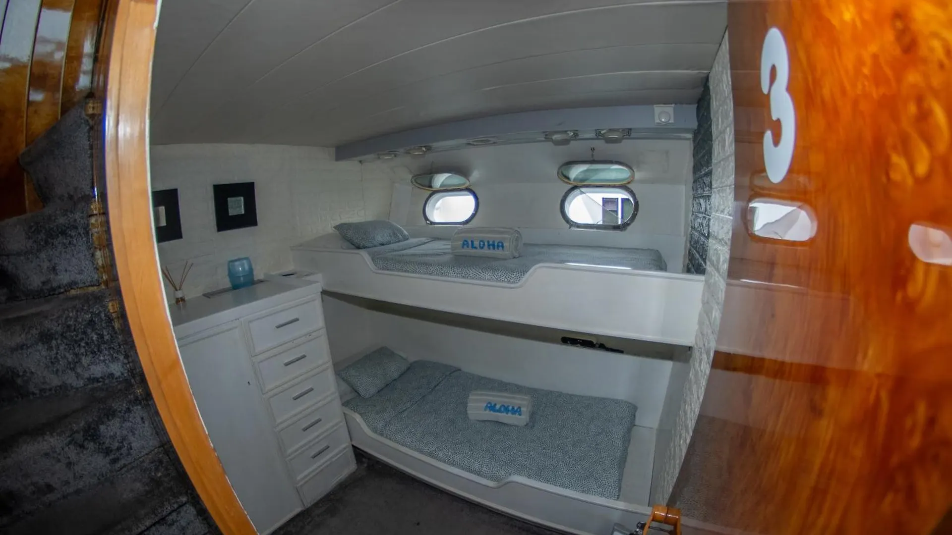Charter Boat Hotel Barcelona